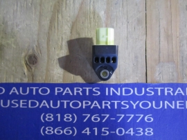 LEXUS LX570 - TOYOTA LAND CRUISER - Air Bag Sensor SRS - 89831-60010 LEXUS LX570 - TOYOTA LAND CRUISER - Air Bag Sensor SRS - 89831-60010